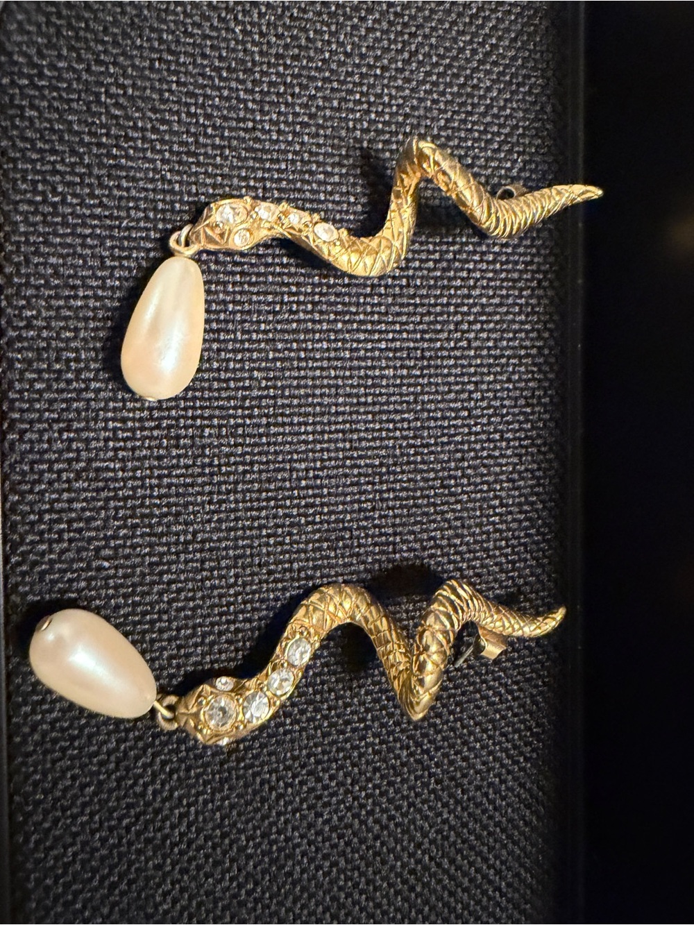 Vintage Avon Enchanted Evening Snake Serpent Pearl Rhinestone Earrings